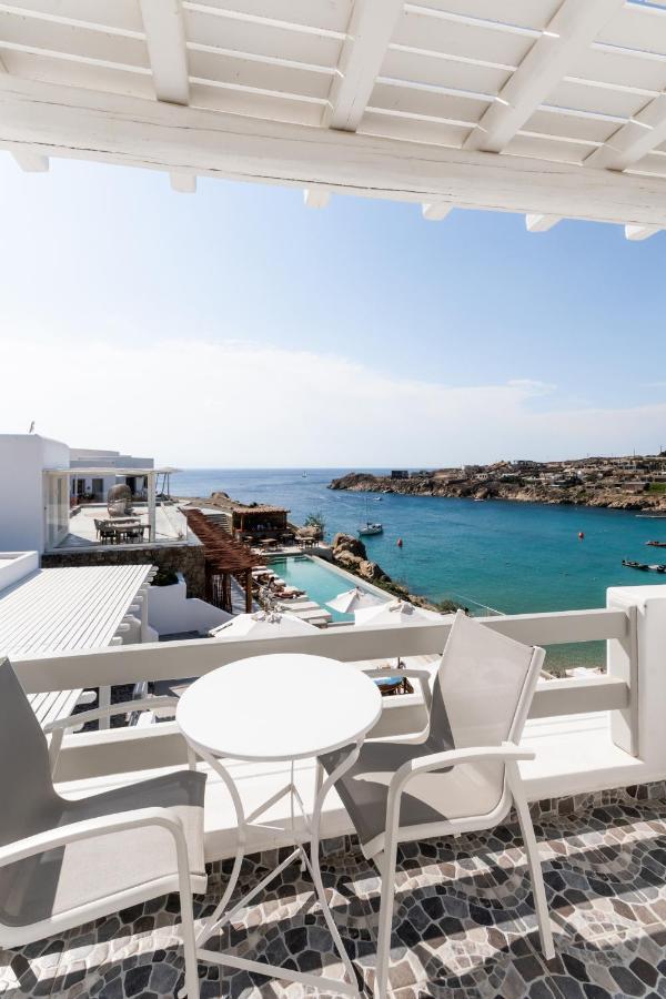 Hotel Super Paradise Suites 2*