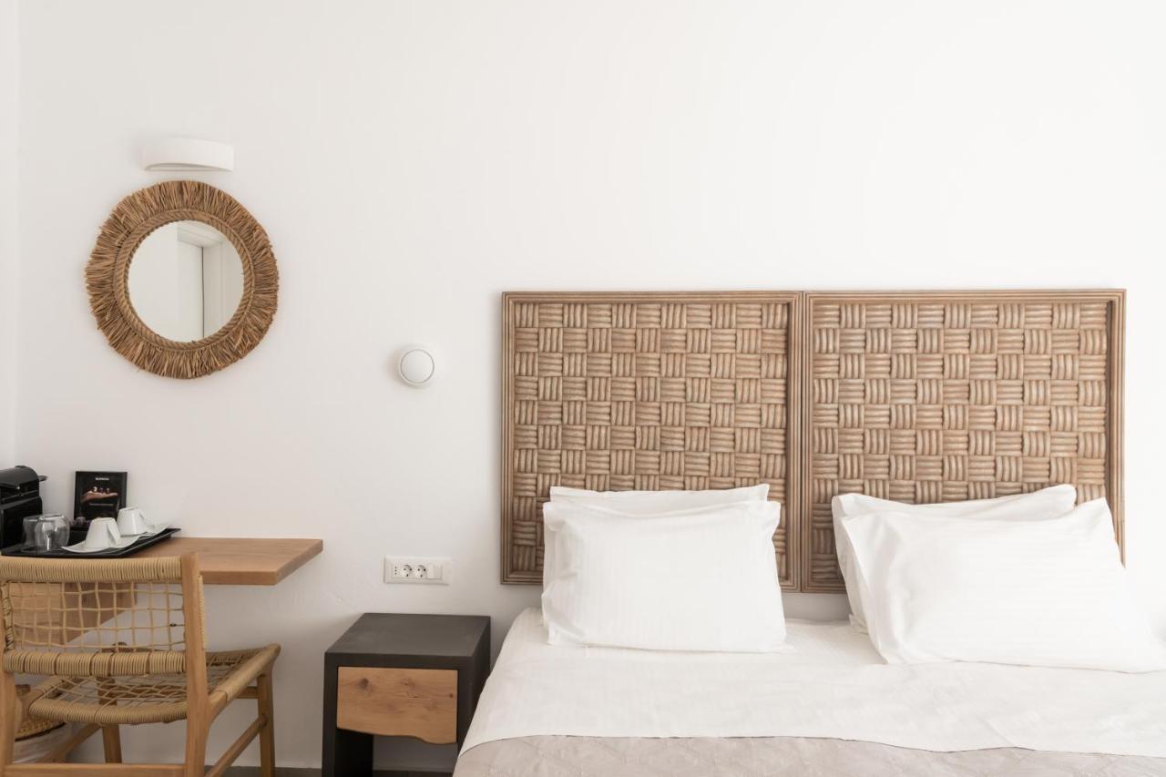 Super Paradise Suites 2*