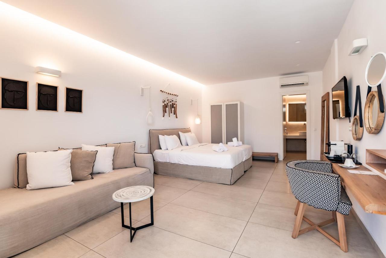 Hotel Super Paradise Suites 2*